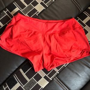 Nike dry fit shorts women’s